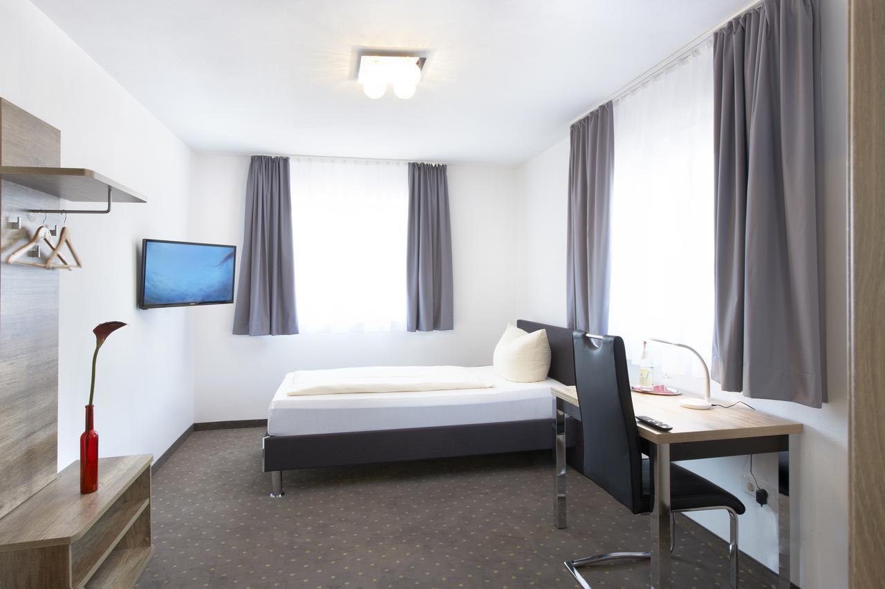 Hotel New In Gaimersheim Kültér fotó