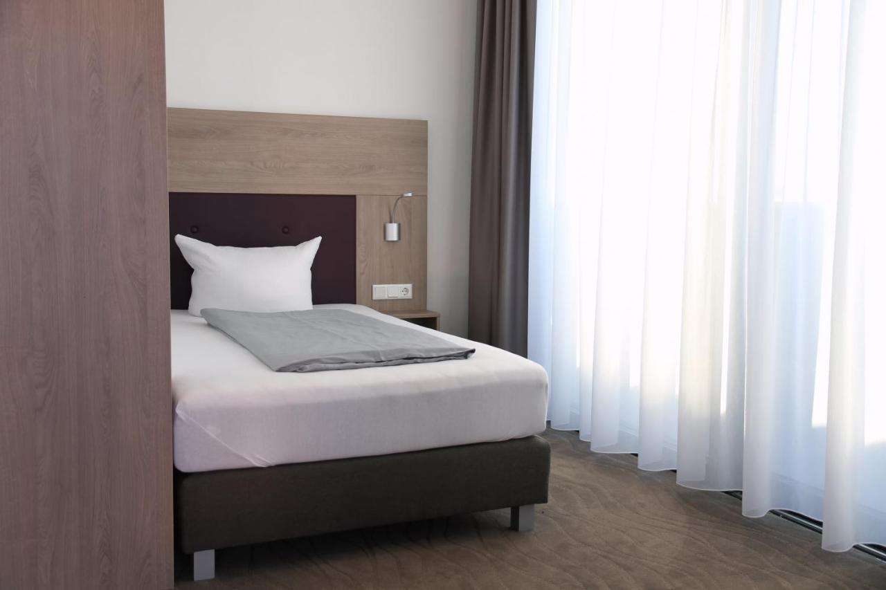 Hotel New In Gaimersheim Kültér fotó